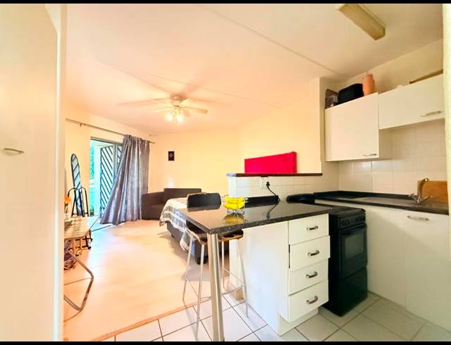 0 BEDROOM APARTMENT FOR SALE IN BRYANSTON